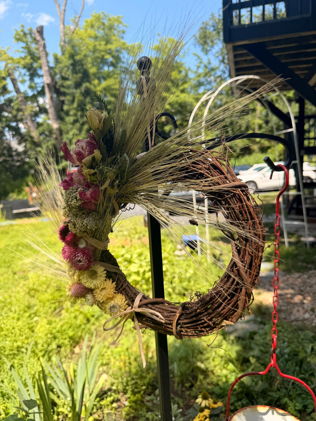 10" Dried Floral Wreath
