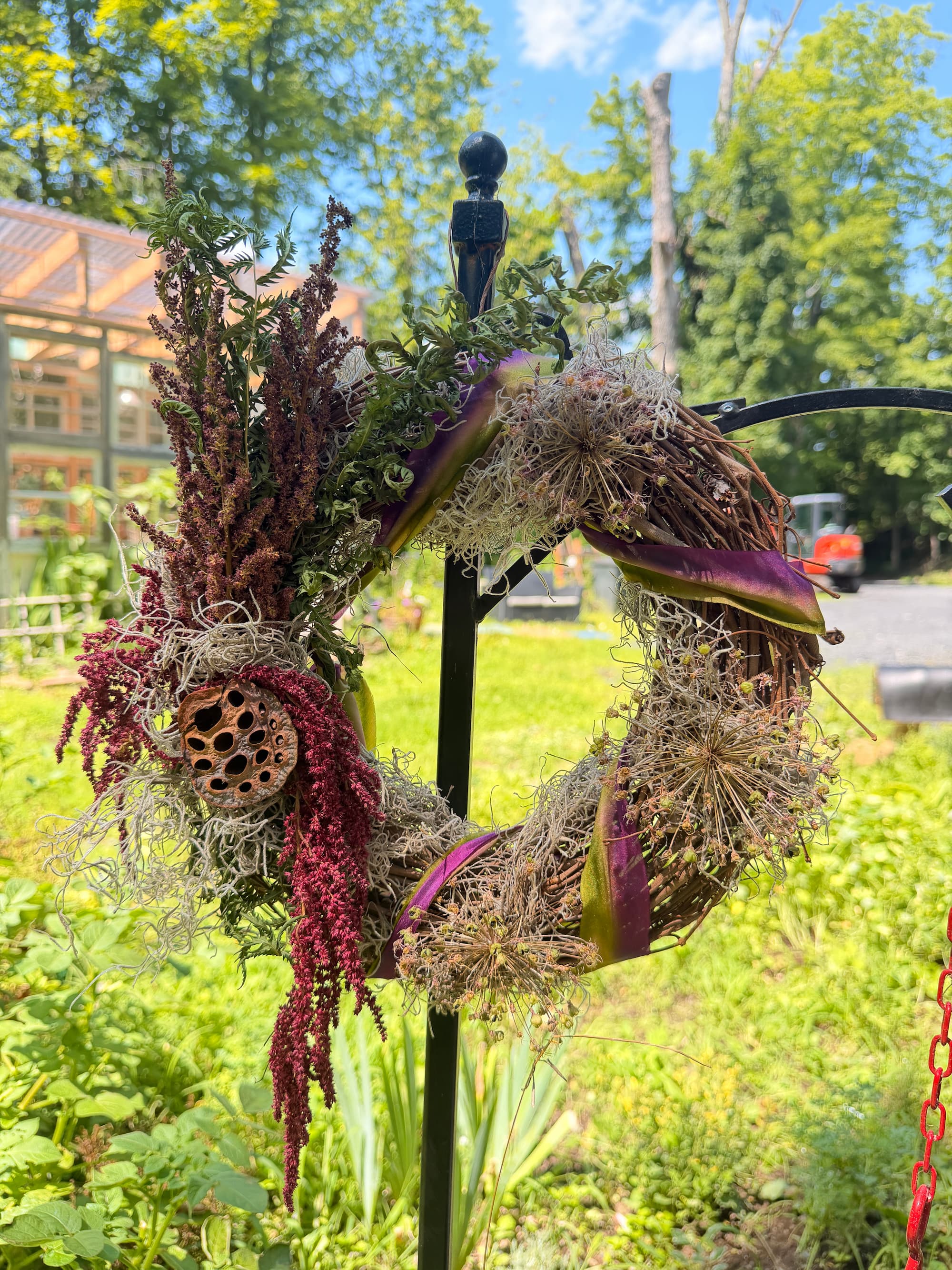 10" Dried Floral Wreath