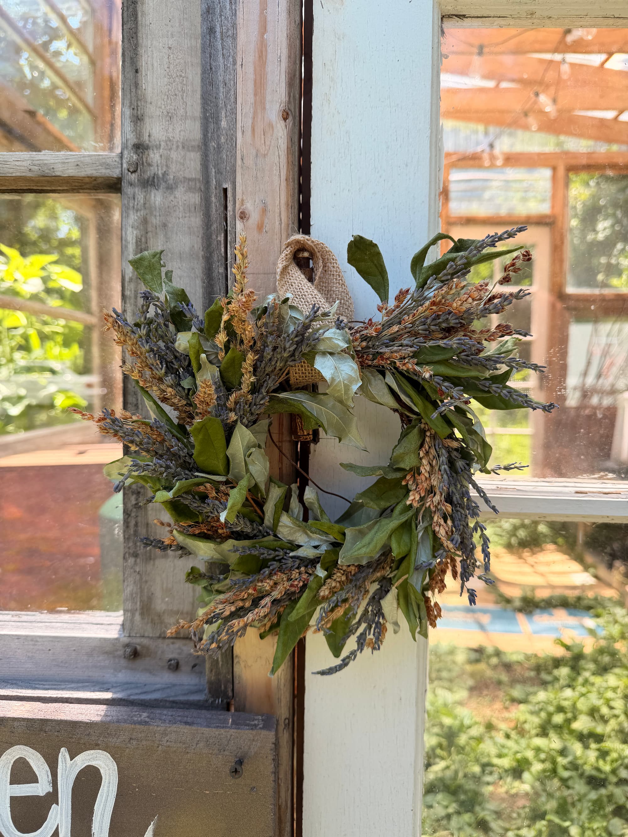 6" Dried Floral Wreath
